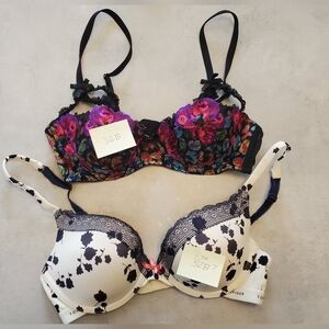 Bras Tommy Hilfiger and Savage X Fenty 32Bm